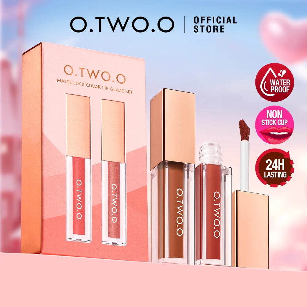O.TWO.O 2-in-1 Lip Glaze Set – Shine, Color & Care in One