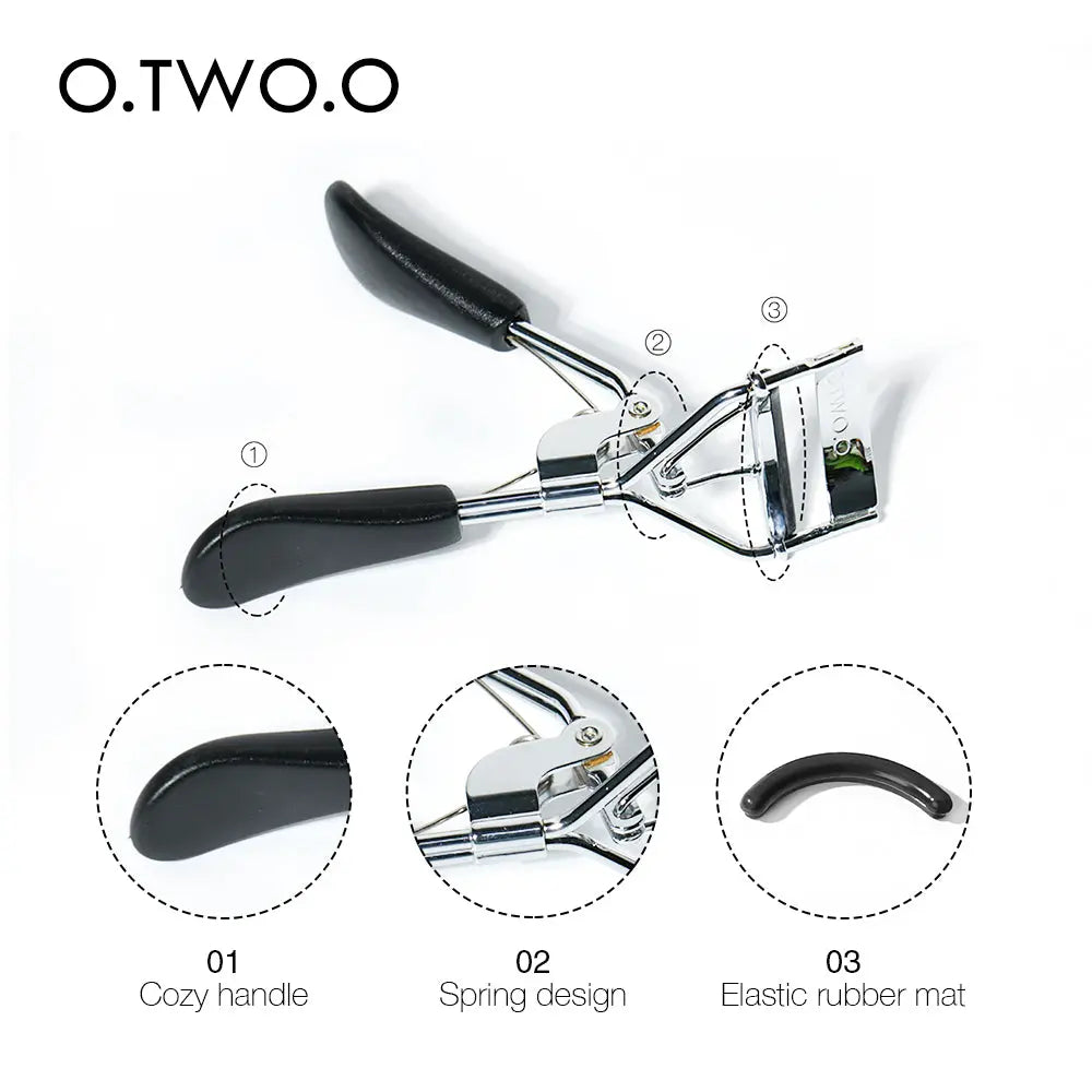 O.TWO.O Eye Lashes Curler - O TWO O Cosmetics Qatar