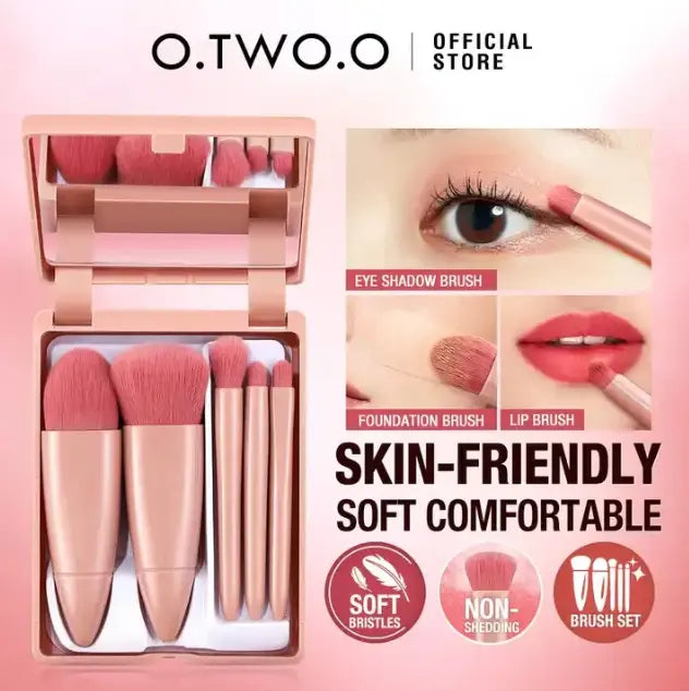 O.TWO.O Soft Fiber Makeup Brushes Set - O TWO O Cosmetics Qatar