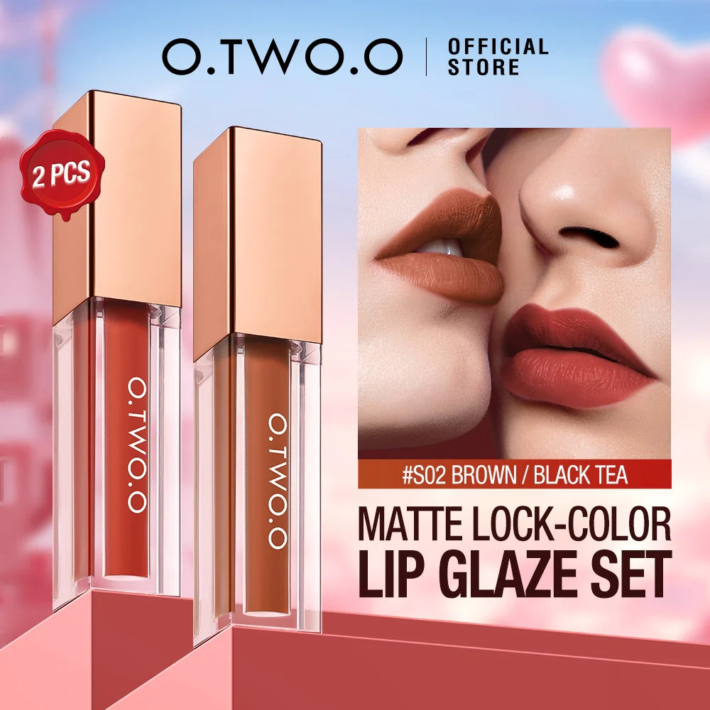 O.TWO.O 2-in-1 Lip Glaze Set – Shine, Color & Care in One