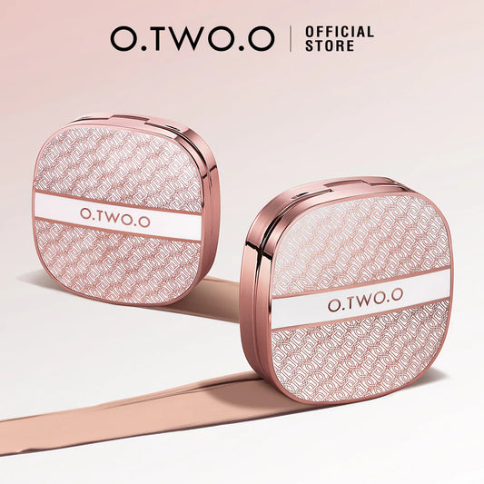 O.TWO.O BB Cushion Liquid Foundation Medium Coverage Moisturizing Brightening Oil-Control