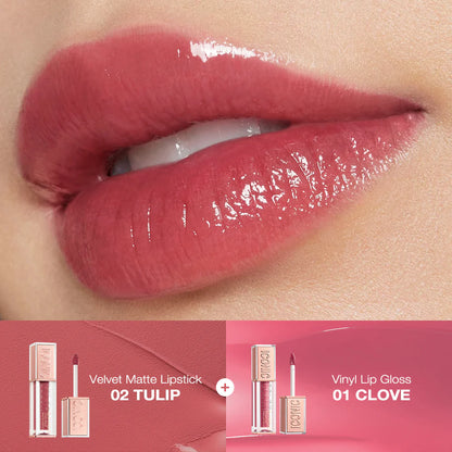 O.TWO.O Silky Smooth Moisturizing Lip Mud