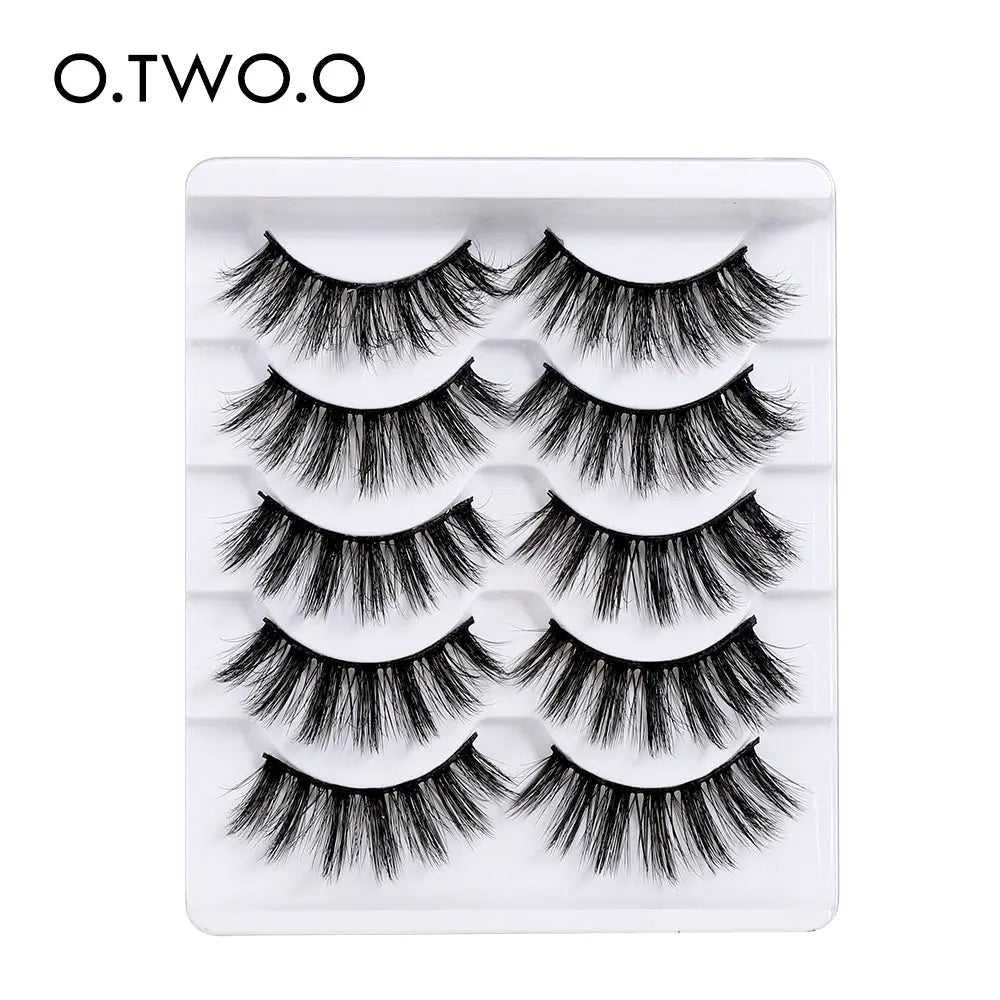 O.TWO.O 3D Eyelash Stem Faux Mink Eyelashes - O TWO O Cosmetics Qatar