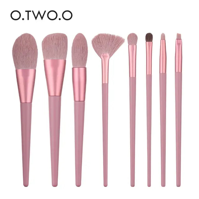 O.TWO.O 8 PCS MAKEUP BRUSH SET - O TWO O Cosmetics Qatar